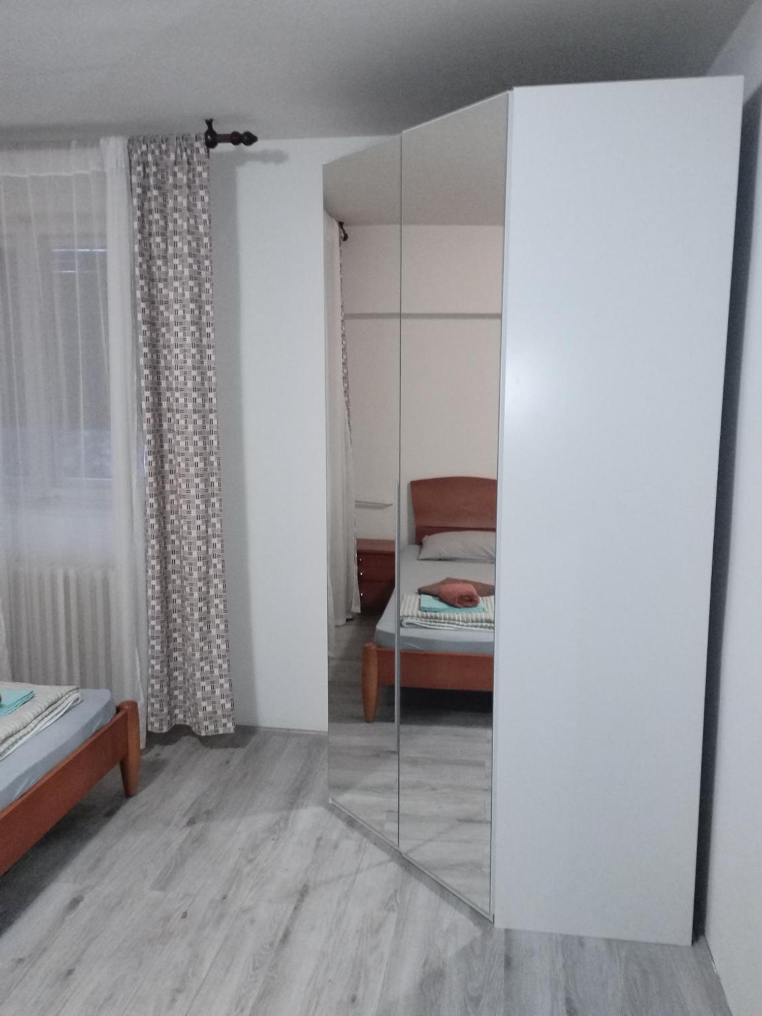 Dunavski Kej Novi Sad Ngoại thất bức ảnh